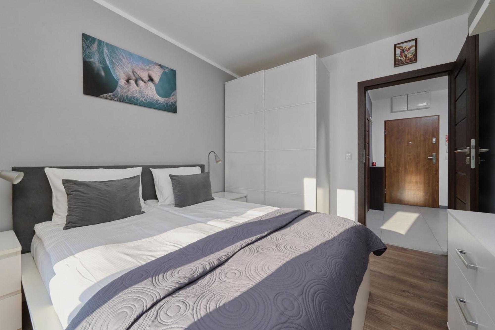 Apartament Krzycka By Renters Apartament *